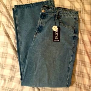 Low rise light wash skater jeans
